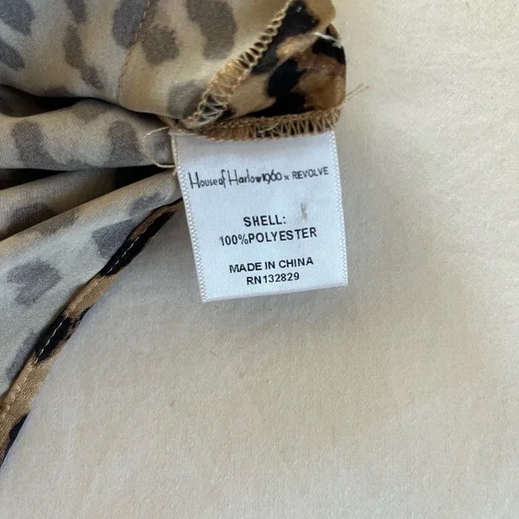 REVOLVE Delaney Duster In Leopard House of Harlow 1960 Long Jacket Coat Sz Small - Picture 9 of 9